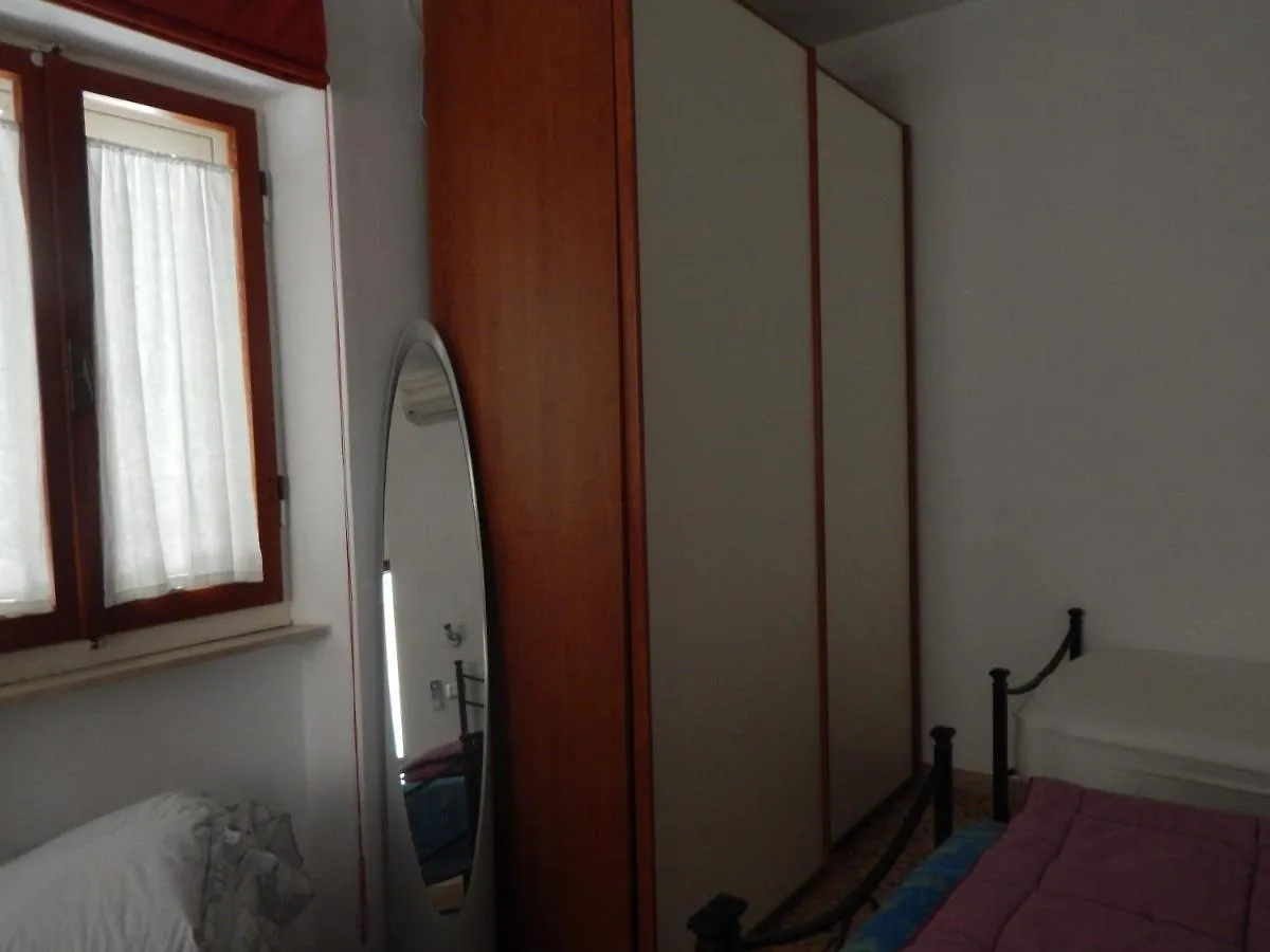 B&B Le Cote Giglio Porto Bed & Breakfast