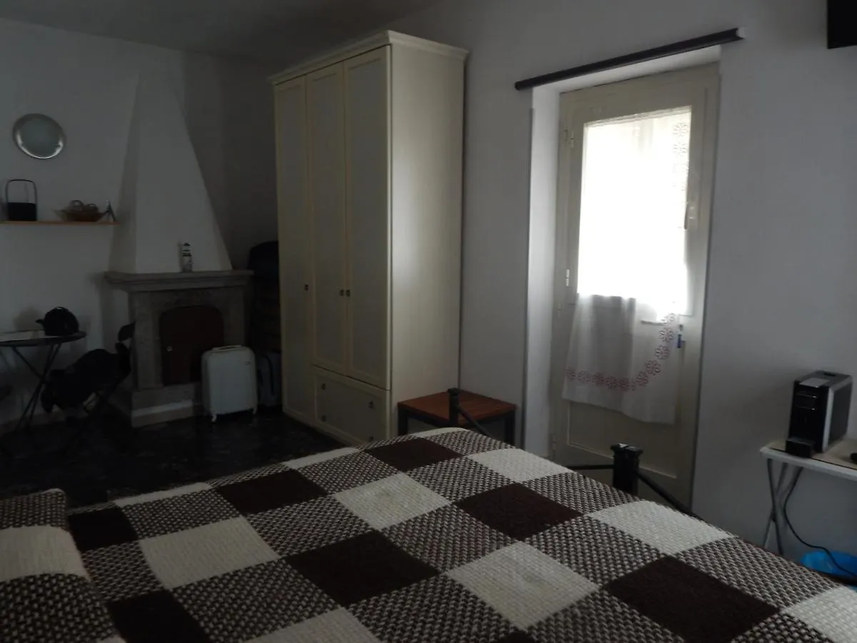 B&B Le Cote Giglio Porto 0*,  Italy